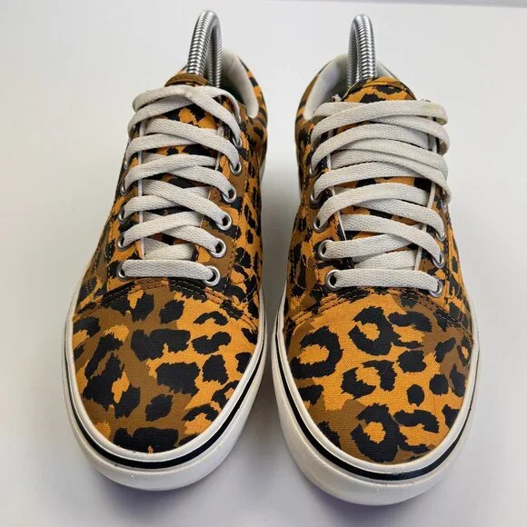 NWOB Vans | Comfycush Old Skool Sneaker - Golden Brown/Golden Glow - 8.5 - Picture 6 of 7